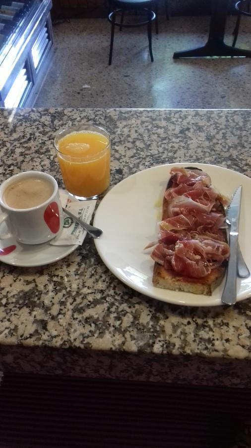 La Montana Ξενοδοχείο León Εξωτερικό φωτογραφία